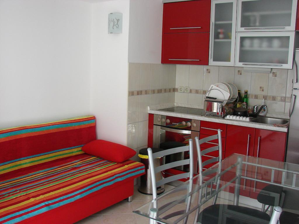 Bruna Apartment Rab Town Habitación foto